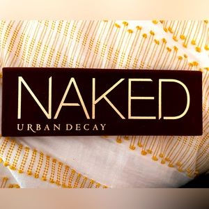 Urban Decay Naked eyeshadow palette